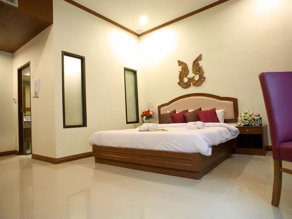 Hansa Venetian Hotel Hat Yai Room photo